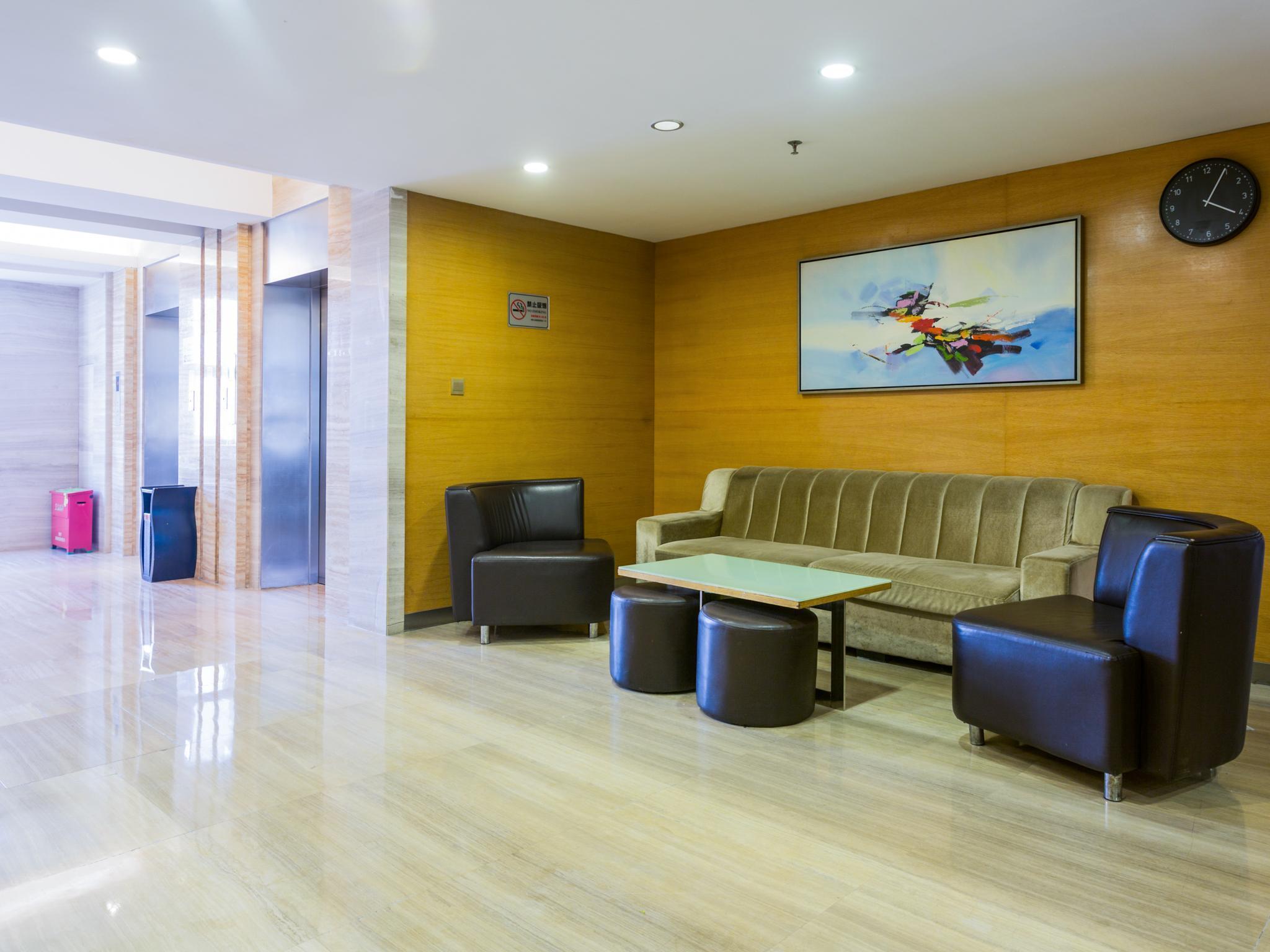 Shenzhen Ramada Plaza, North Railway Station Hotel Kültér fotó