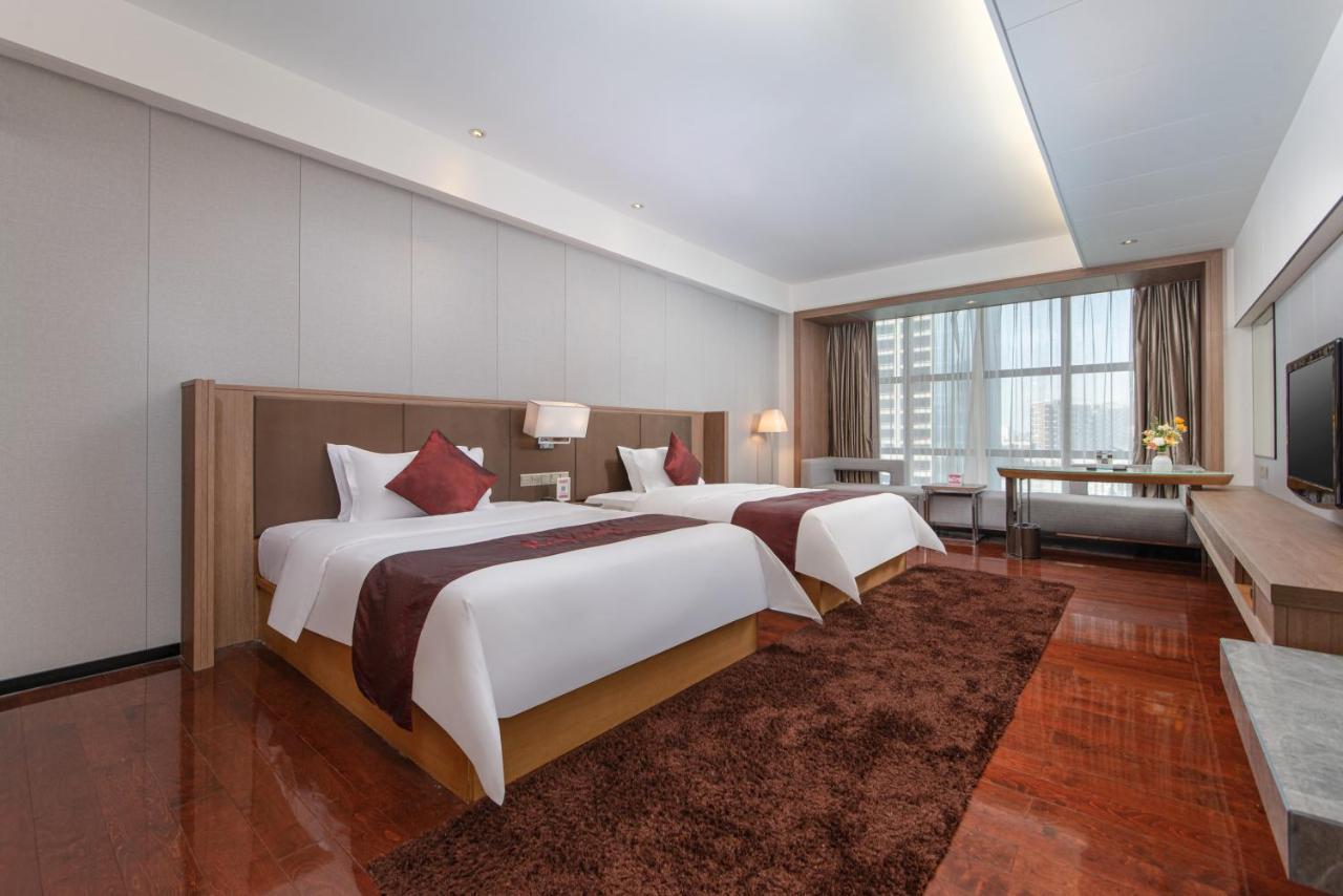Shenzhen Ramada Plaza, North Railway Station Hotel Kültér fotó
