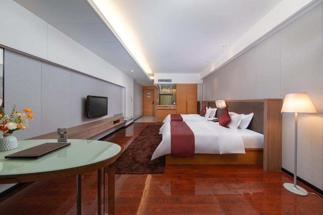 Shenzhen Ramada Plaza, North Railway Station Hotel Kültér fotó
