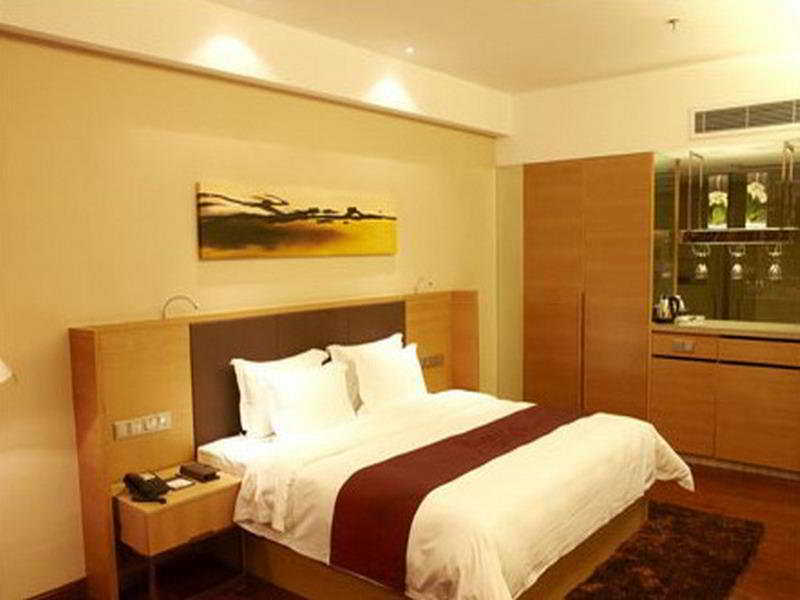 Shenzhen Ramada Plaza, North Railway Station Hotel Kültér fotó