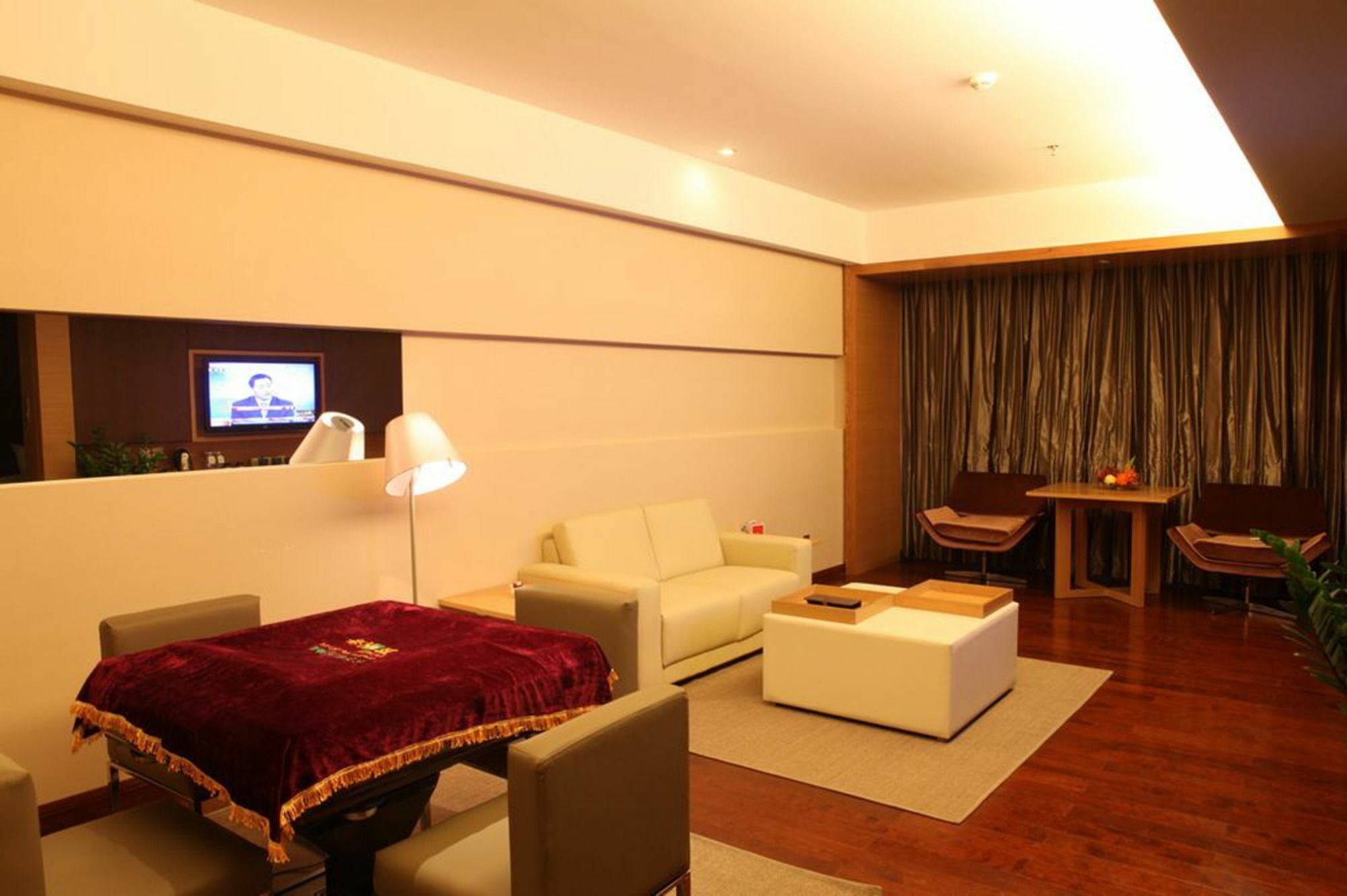 Shenzhen Ramada Plaza, North Railway Station Hotel Kültér fotó